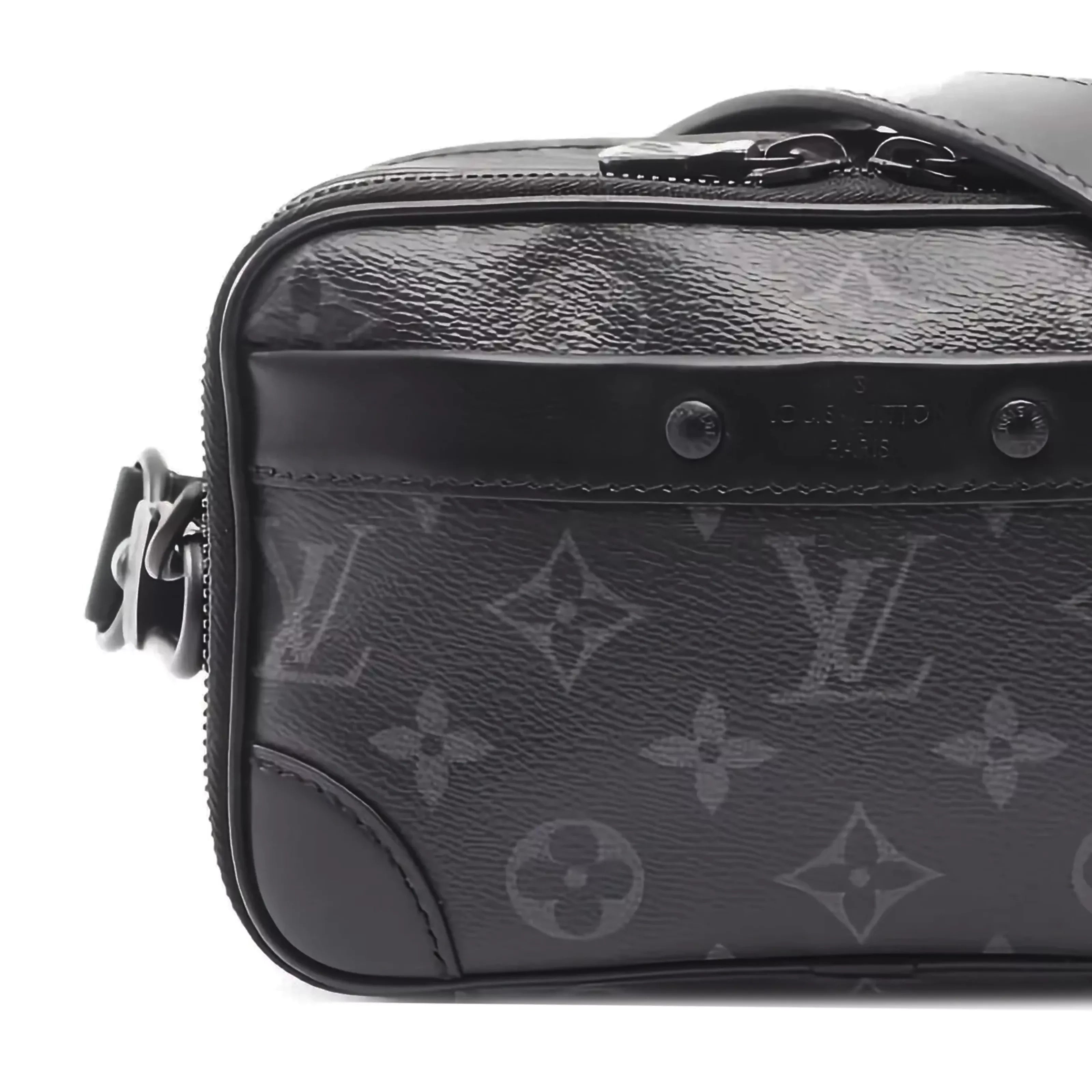 Louis Vuitton Alpha Messenger Bag Monogram Eclipse Black
