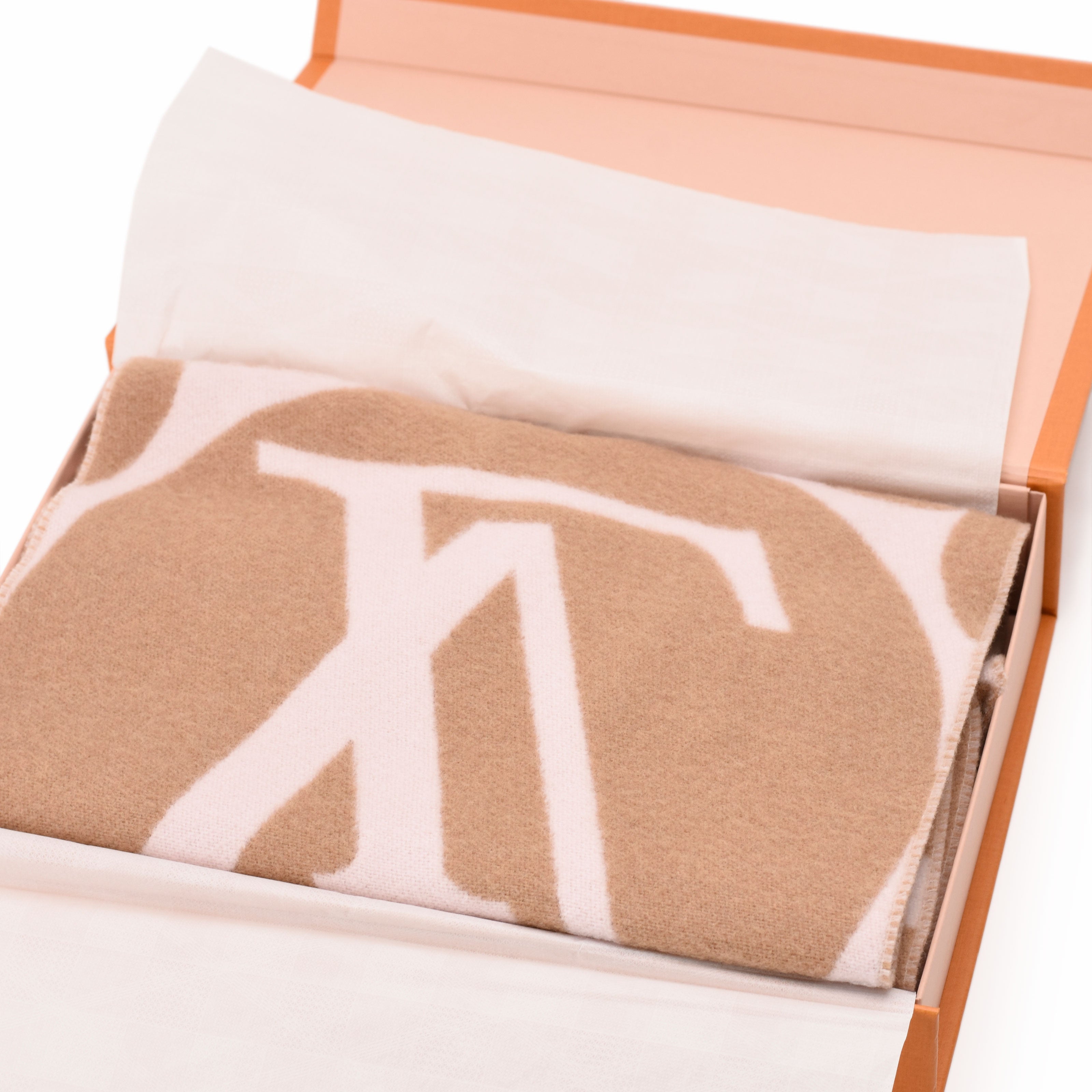 Louis Vuitton Medallion Scarf Beige Rose