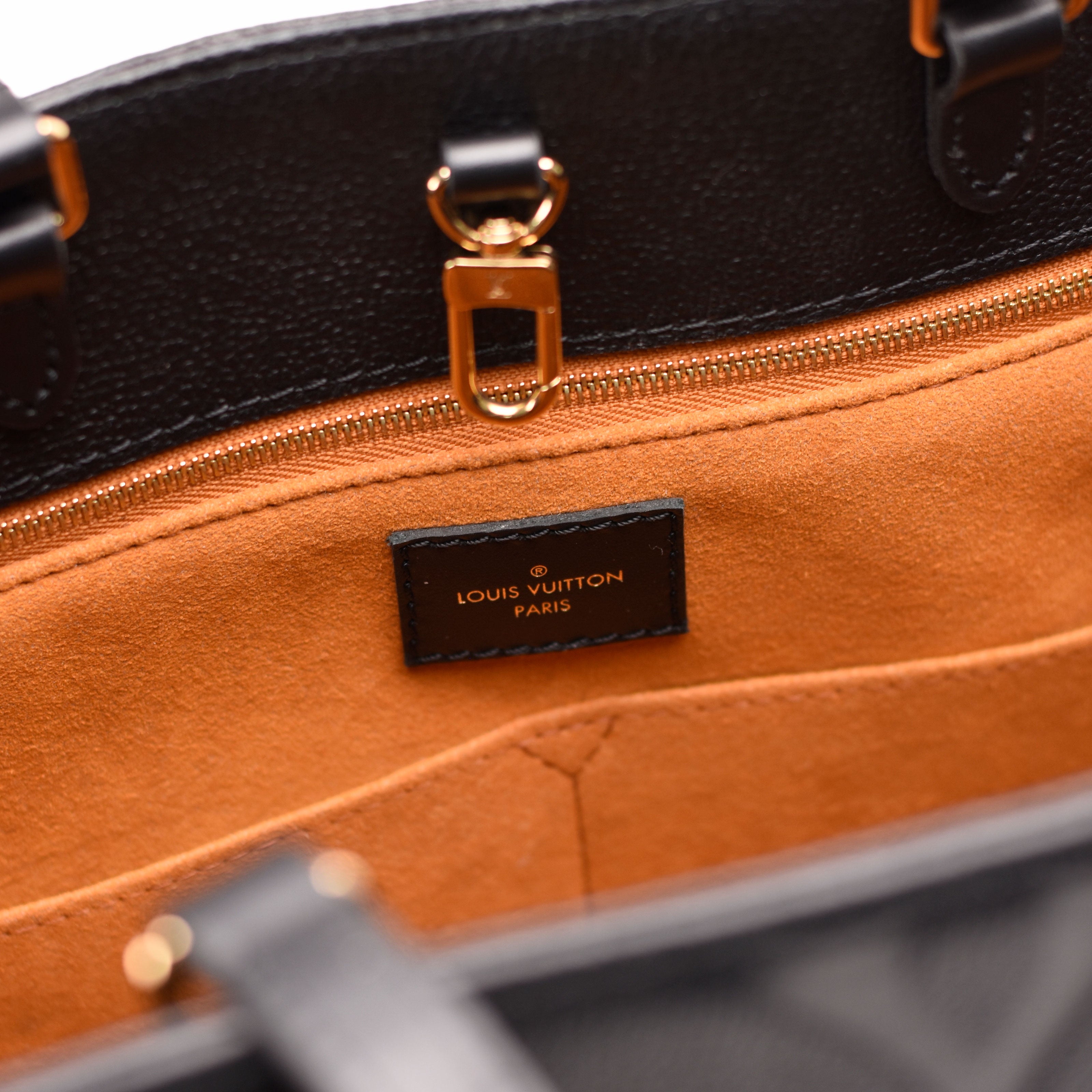 Louis Vuitton Onthego MM Black