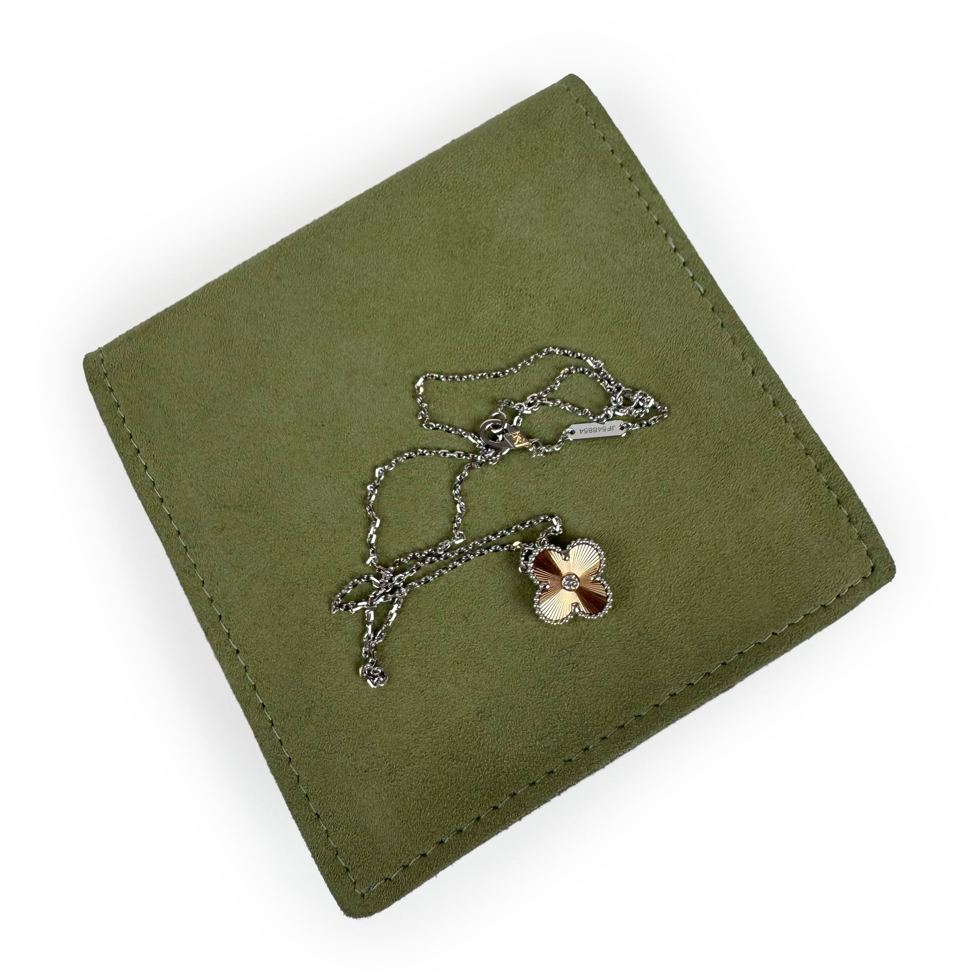 Van Cleef & Arpels 2024 Holiday Pendant