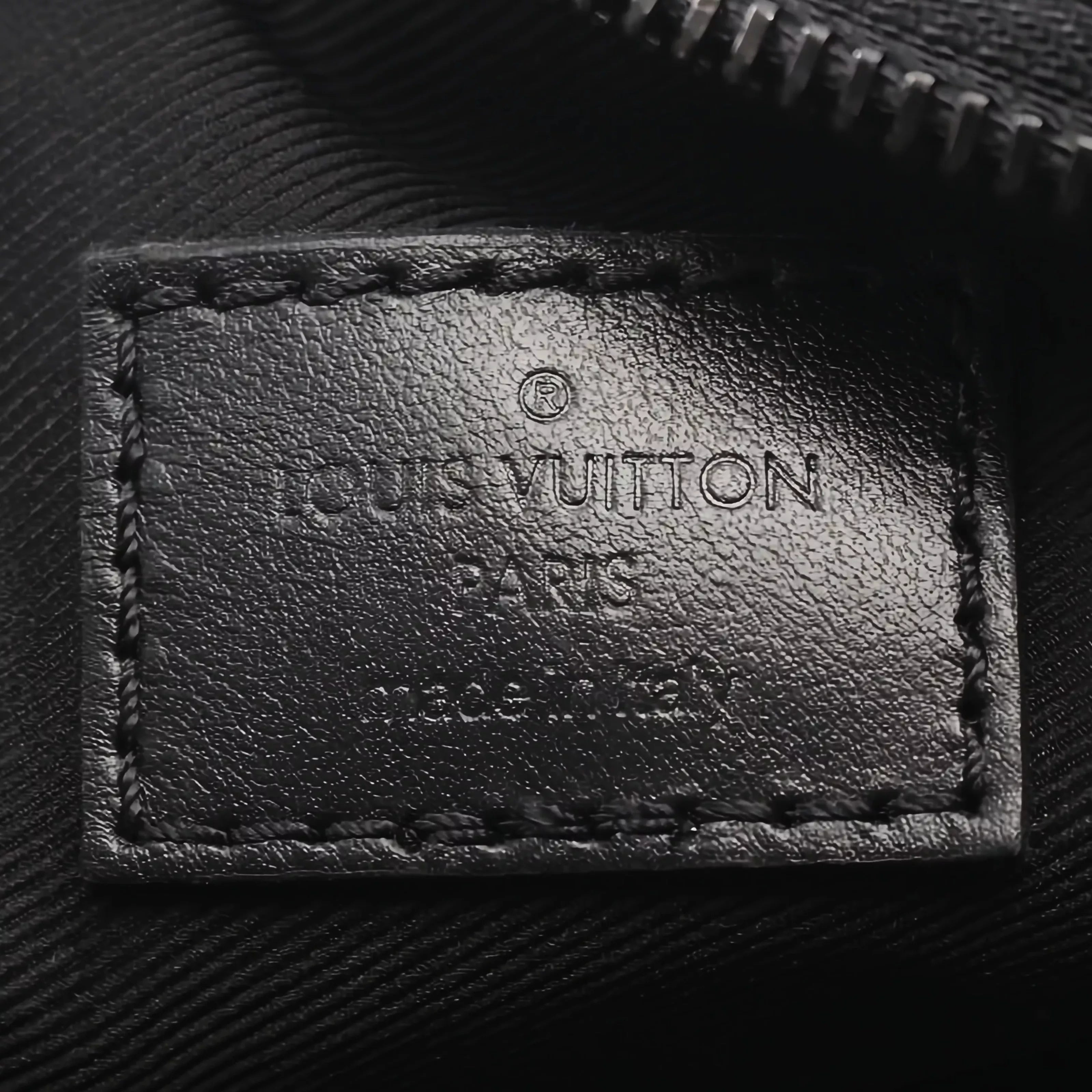 Louis Vuitton Alpha Messenger Bag Monogram Eclipse Black