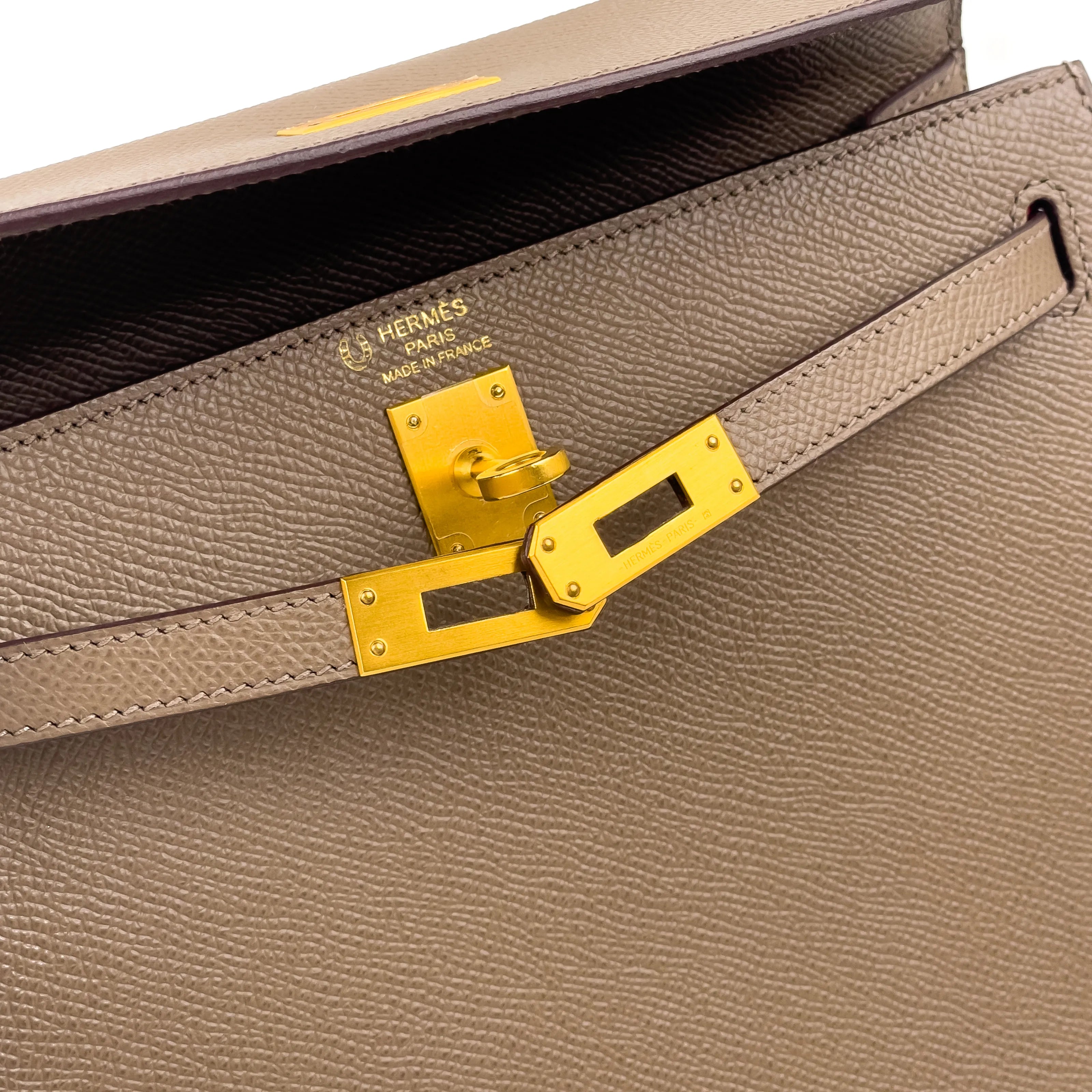Hermès Kelly 25 Sellier  Etoupe & Rouge H Bi-Colour with Brushed Gold Hardware