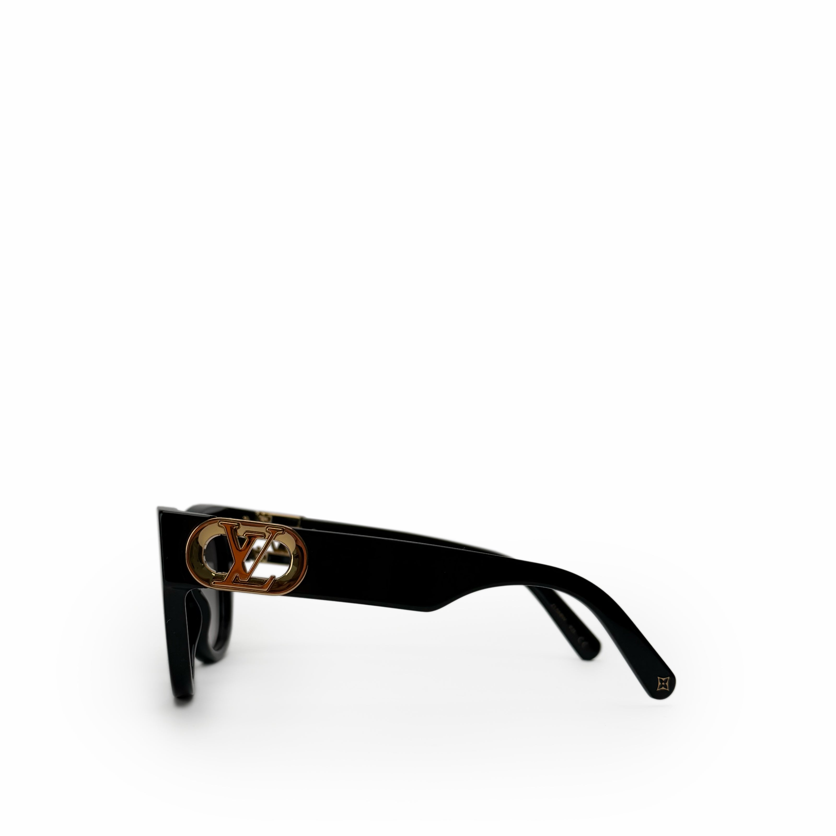 Louis Vuitton Link PM Cat Eye Sunglasses