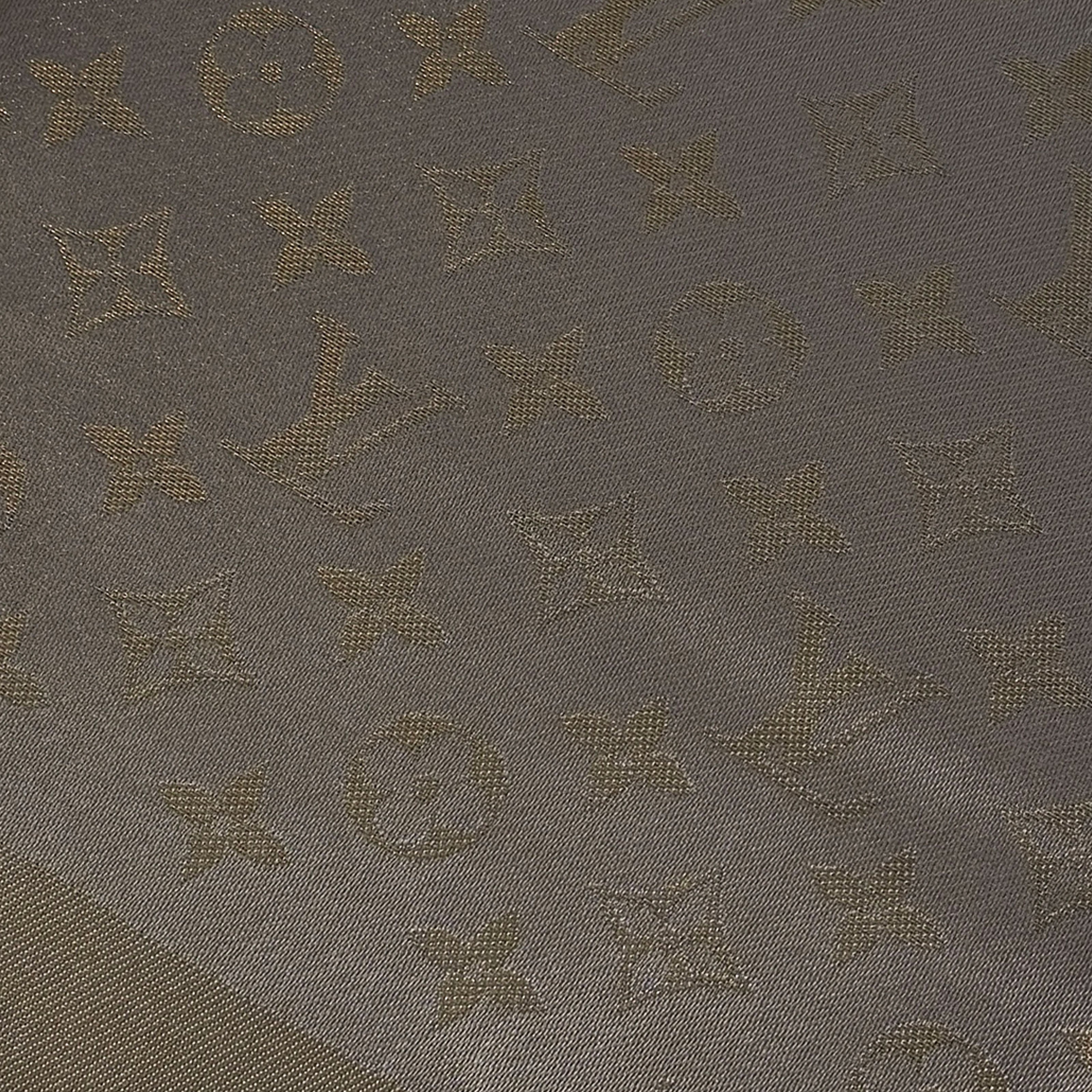 Louis Vuitton Monogram Shine Shawl Greige